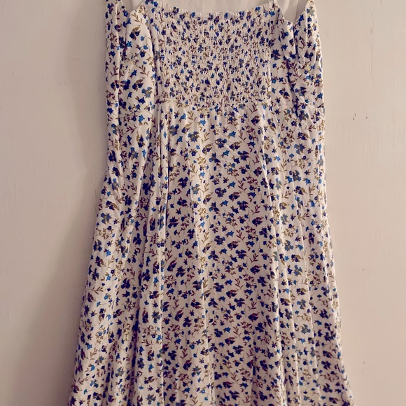 Old Navy Fit and Flare Cami Dress - Picture 6 of 6